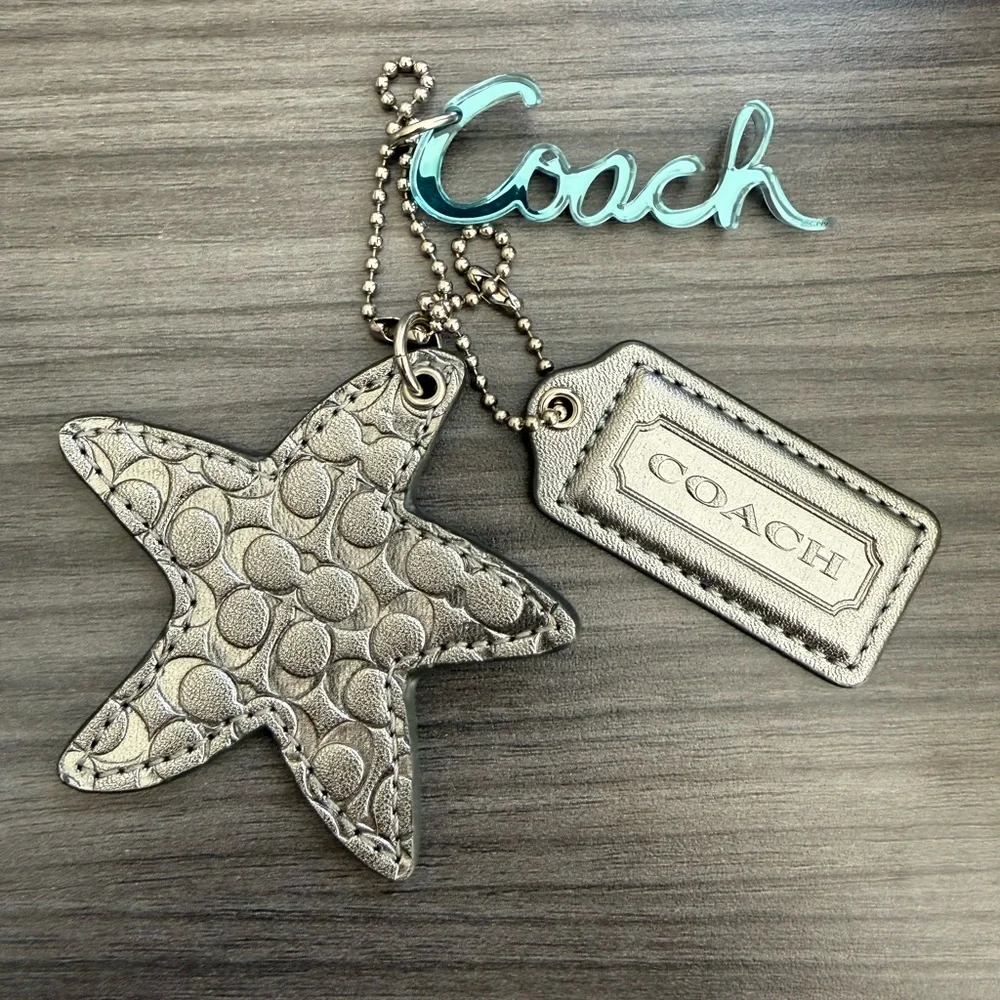 Coach Poppy Era Metallic Star Hang Tag Set Logo Charm Keychain